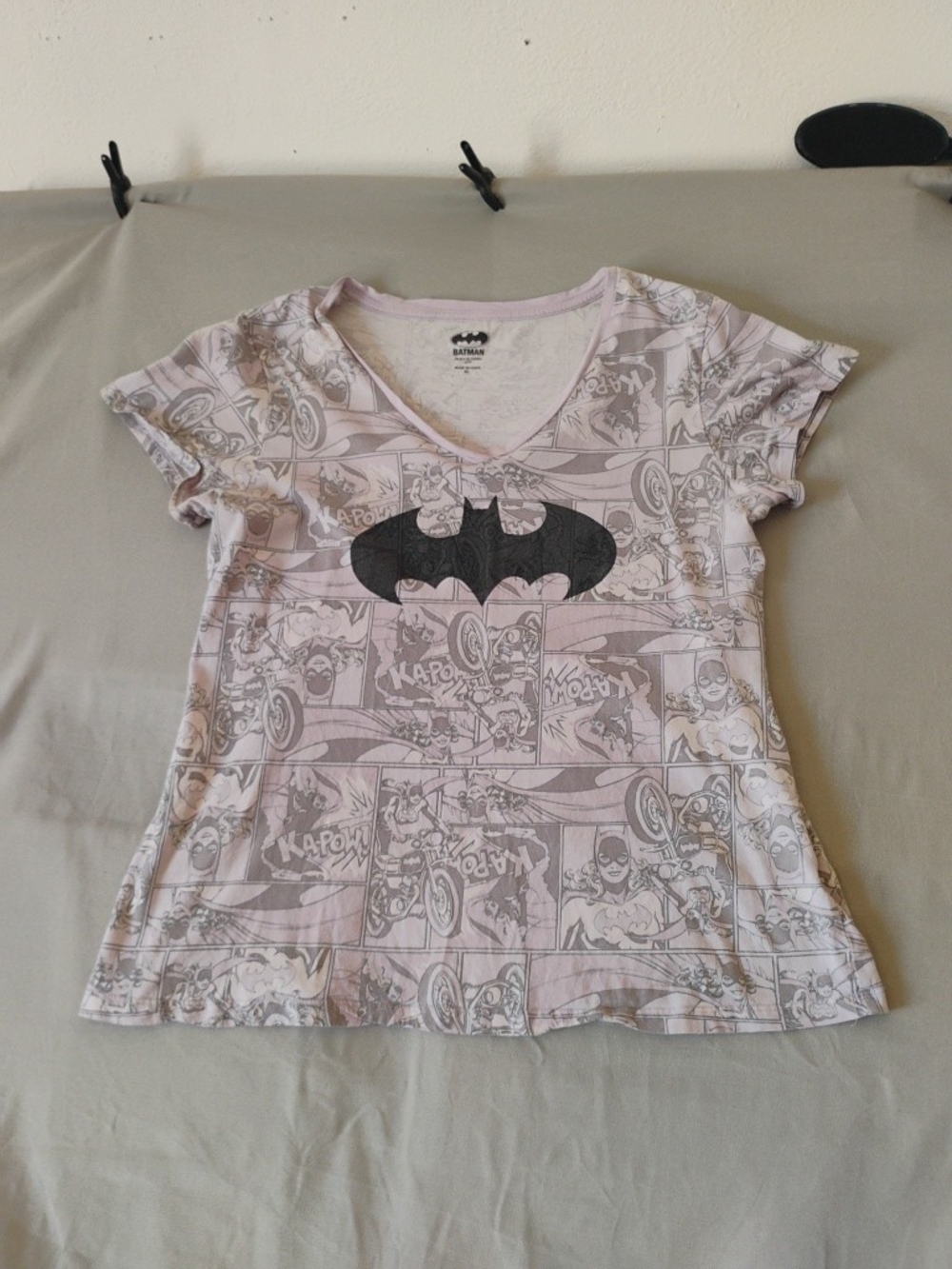 Sleepwear Batman Girls' V-Neck Tee in Light Pink with Black Logo